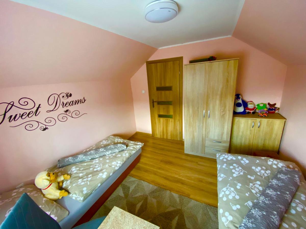 Domek Caloroczny "U Haliny" Mutne Exterior foto