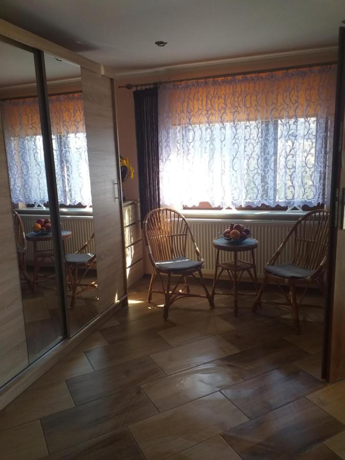 Domek Caloroczny "U Haliny" Mutne Exterior foto